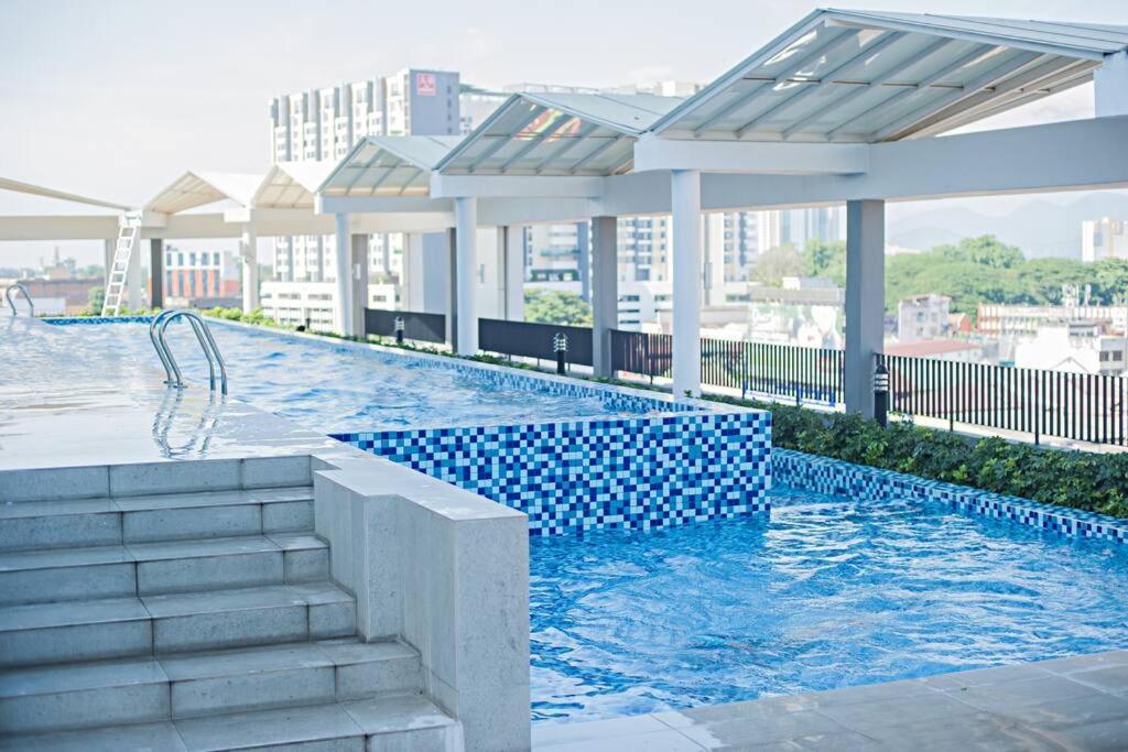Octagon Premium Ipoh Town Center 2Br 101 By Grab A Stay Bagian luar foto